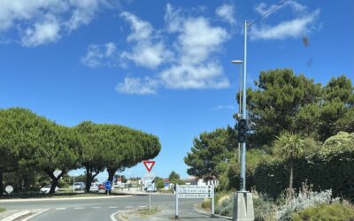 Un feu tricolore pour réguler le trafic routier ?